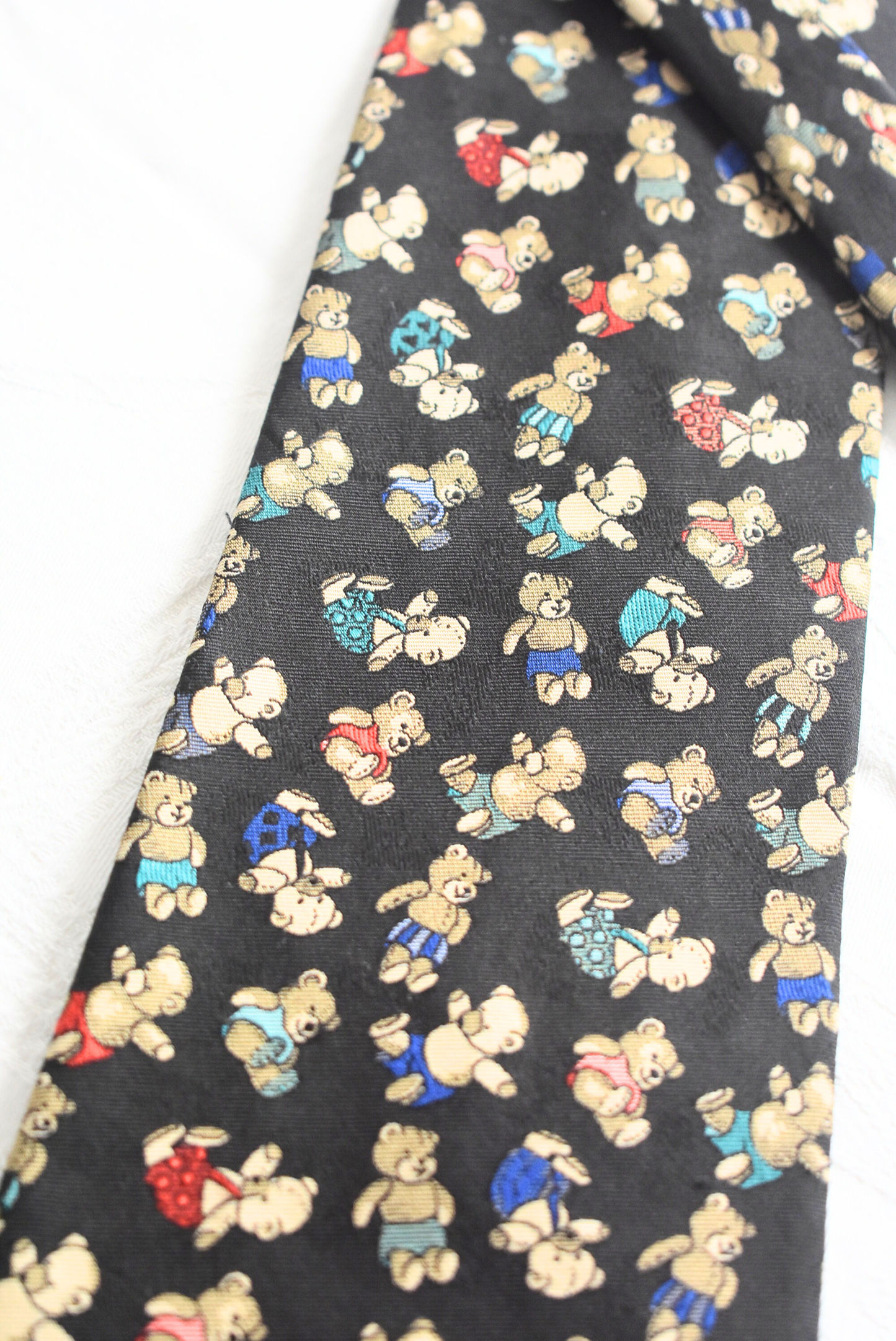 Vintage NZ made teddy bear tie