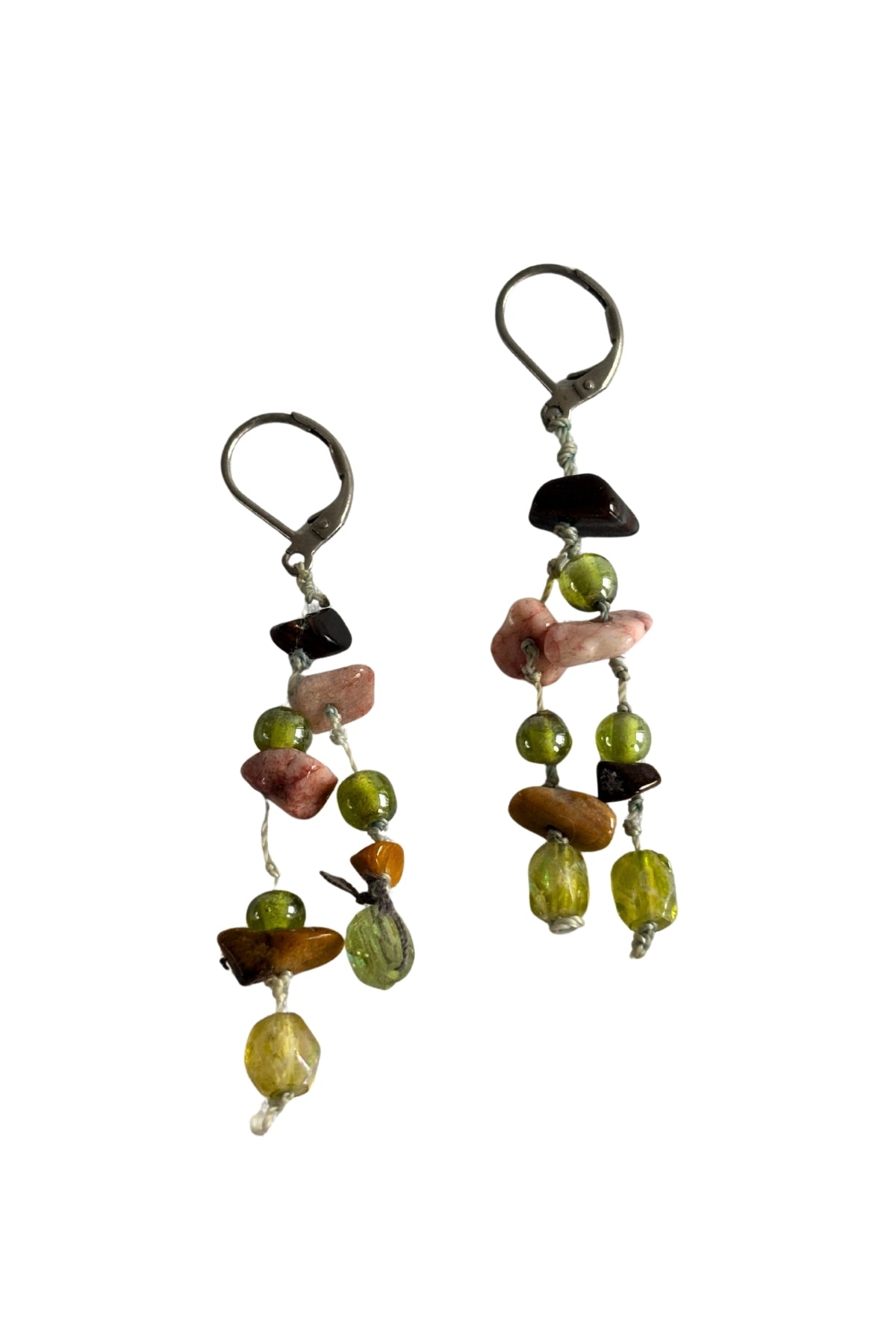 Semi-precious stones dangly earrings