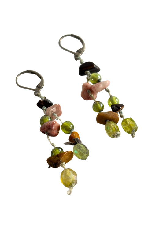 Semi-precious stones dangly earrings