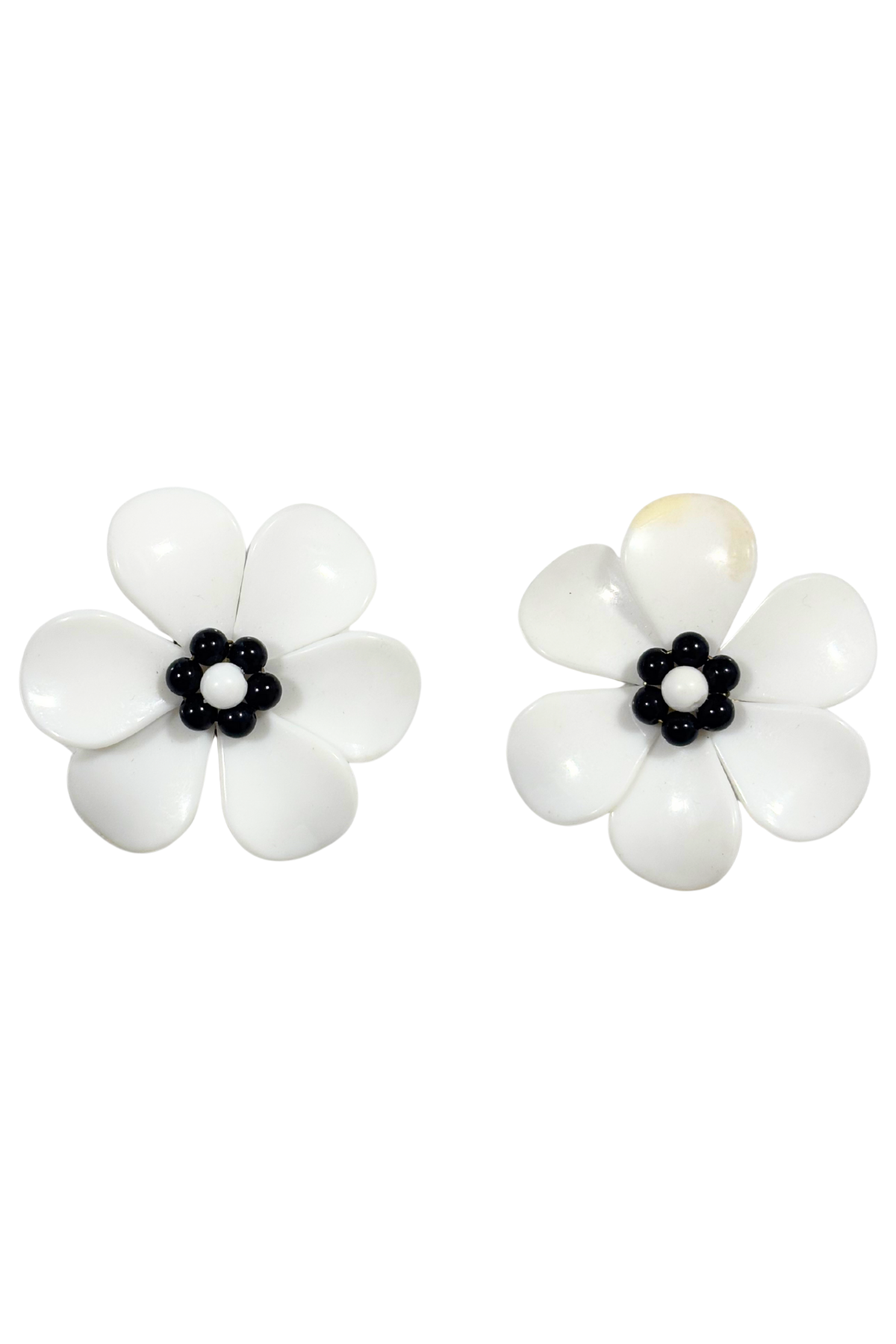 Vintage flower clip-on earrings