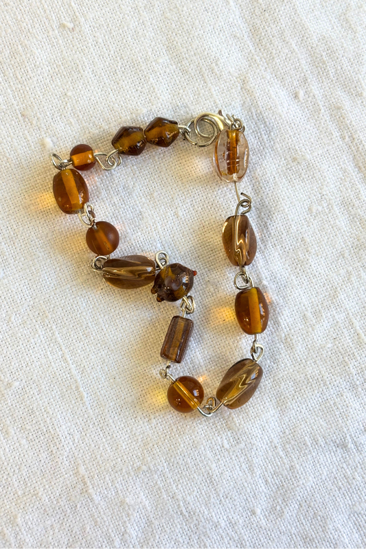 Glass bead bracelet