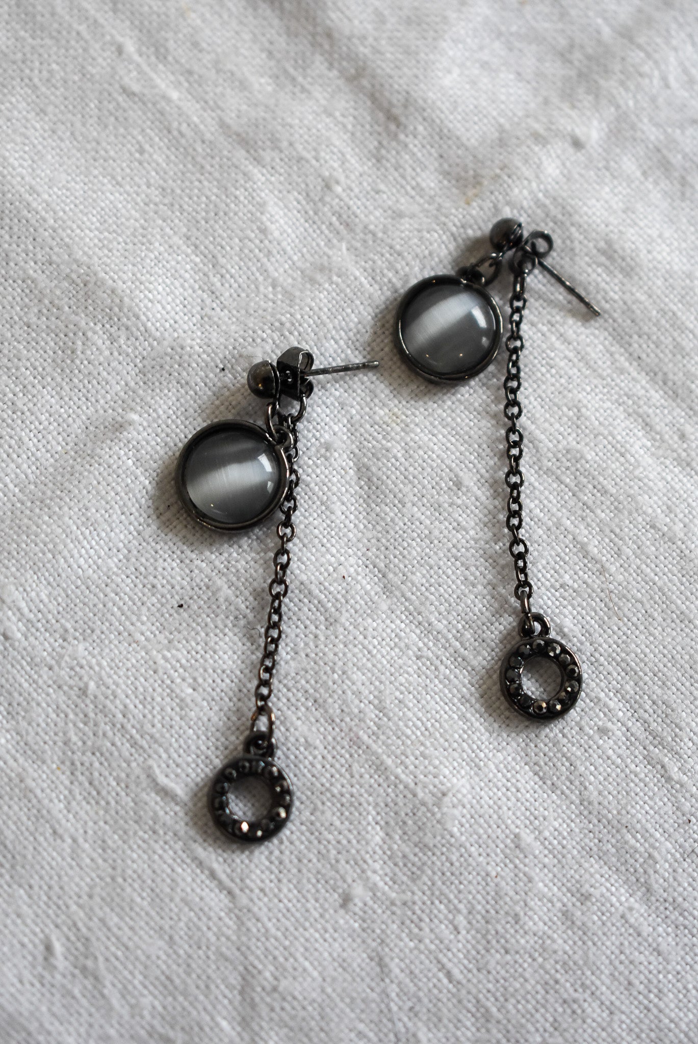 Funky circle drop studs