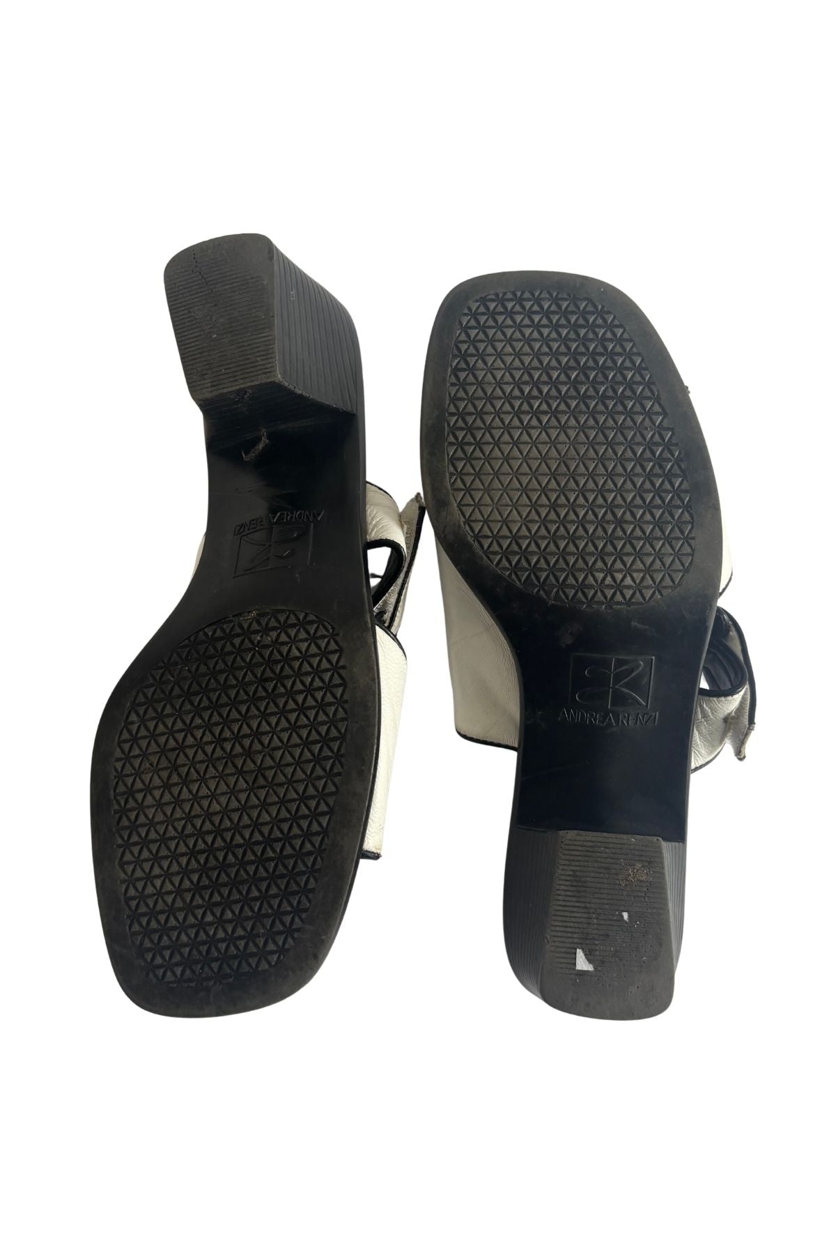 Andrea Renzi leather kitten heels, 6