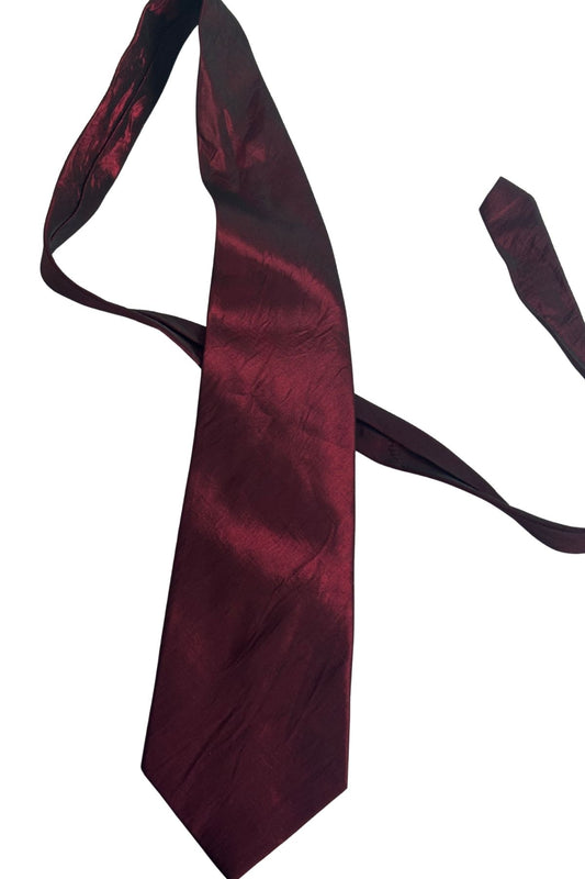 PASHA deep red tie