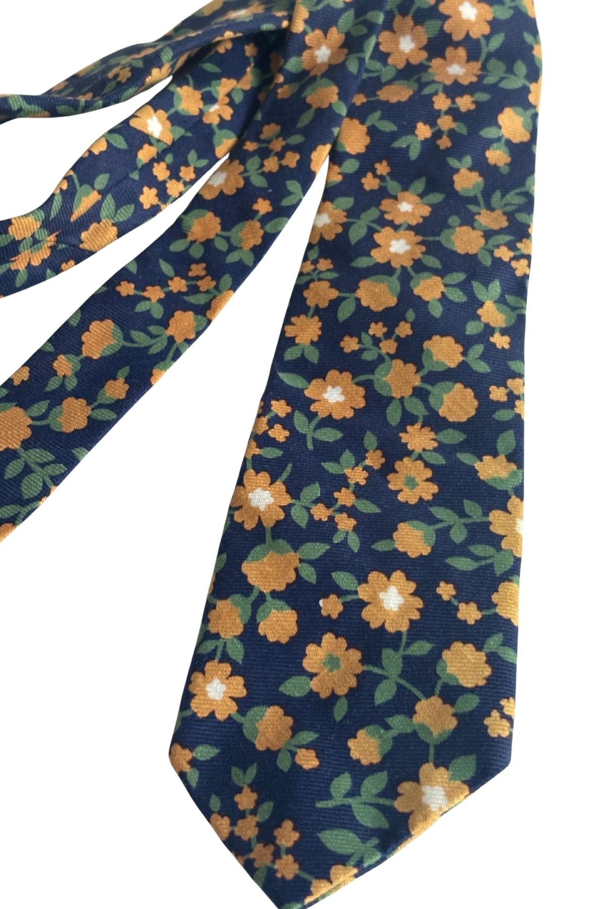 Blue + beige flowers tie