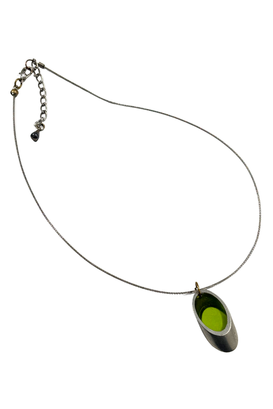 Retro lime green wire necklace