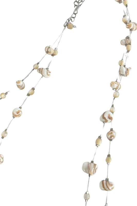Vintage creamy white wire necklace