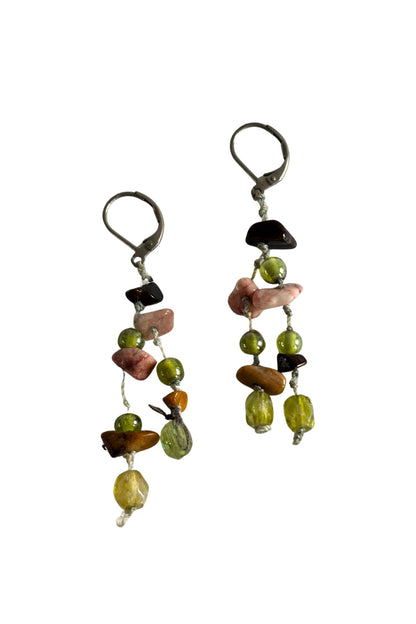 Semi-precious stones dangly earrings