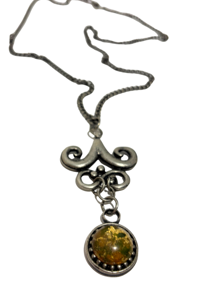 Dangly funky pendant necklace