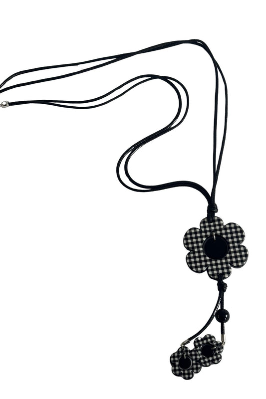 Checkered flowers statement necklace