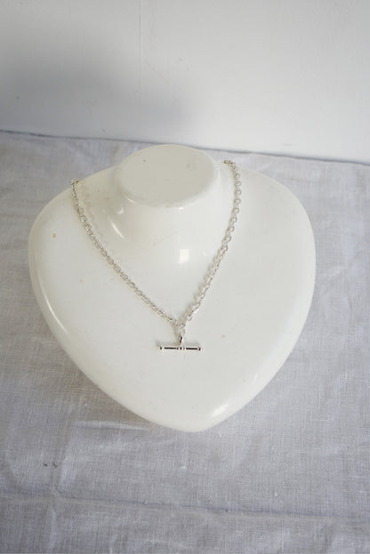 Silver toned metal T-chain necklace
