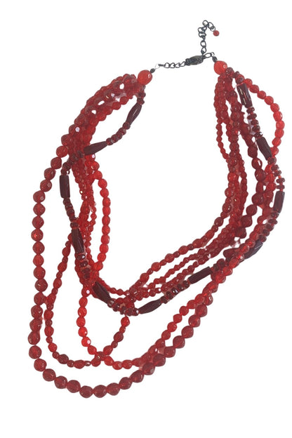Retro vibrant red glass necklace