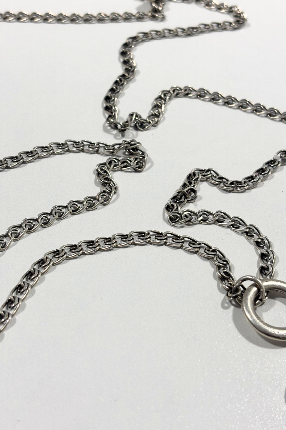 Long chain rose necklace