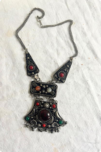 Jingling statement necklace