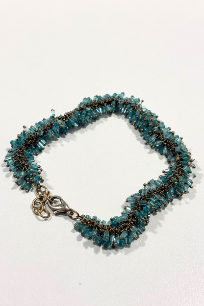 Blue beaded frilly bracelet