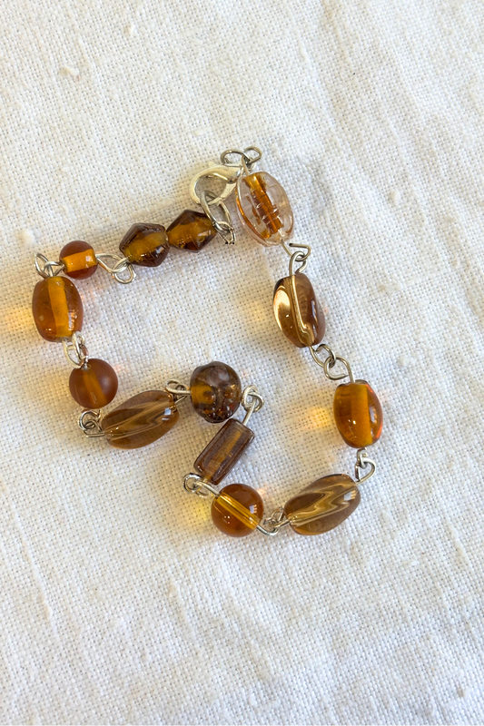 Glass bead bracelet