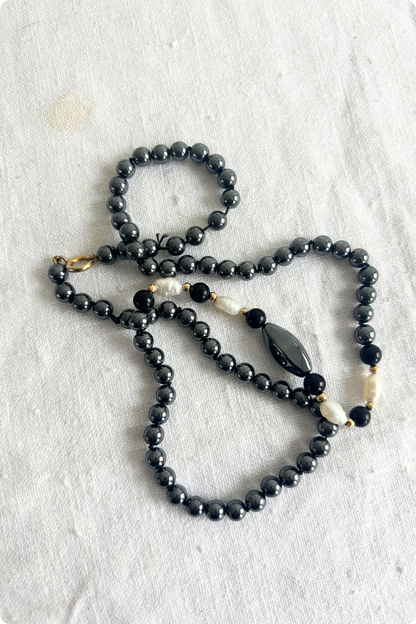 Cultured pearl beaded necklace