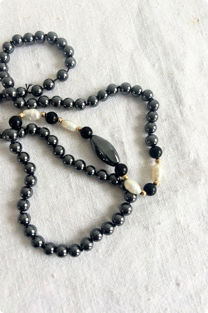 Cultured pearl beaded necklace