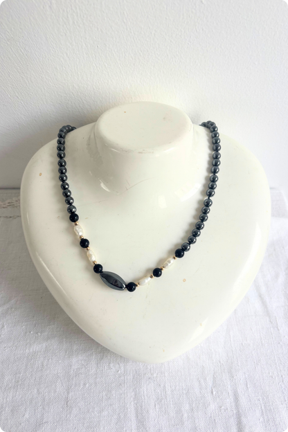 Cultured pearl beaded necklace