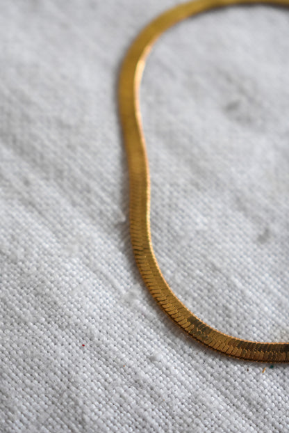 Golden snake chain bracelet