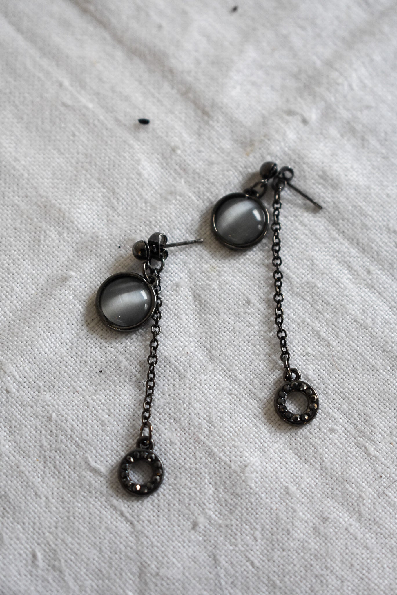 Funky circle drop studs