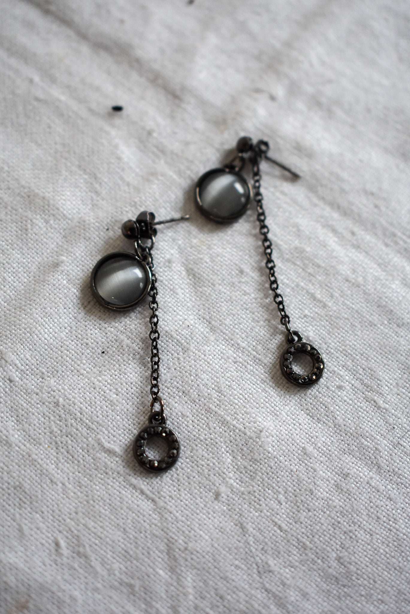 Funky circle drop studs