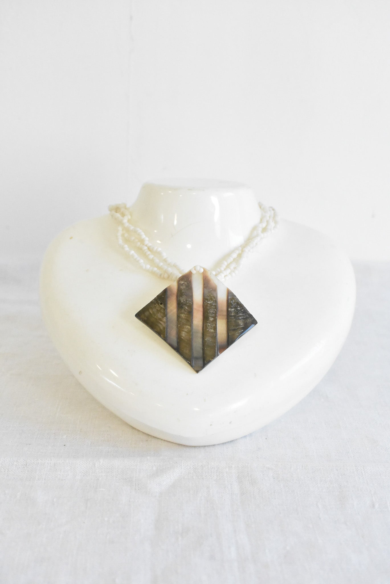 Gorgeous shell statement necklace