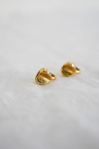 Adorable heart clip on earrings