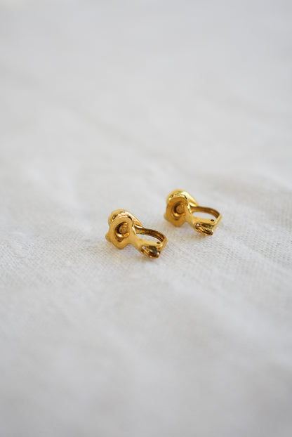 Adorable heart clip on earrings