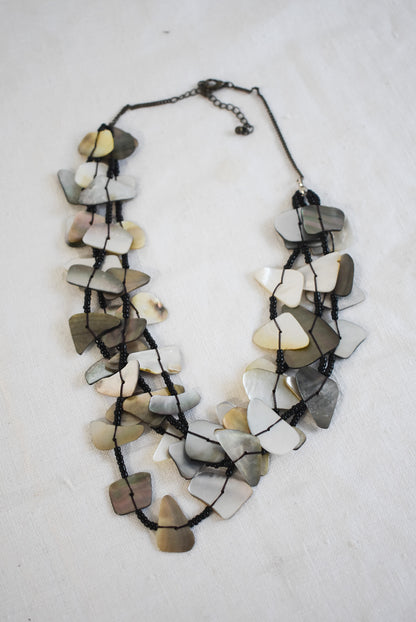 Beautiful chunky shell necklace