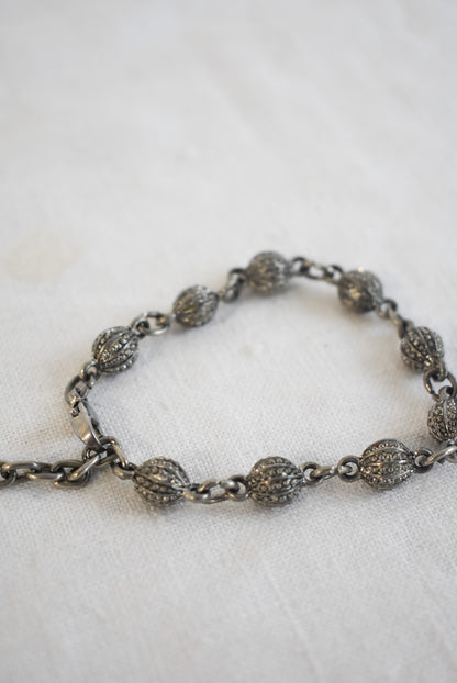 Metal balls bracelet
